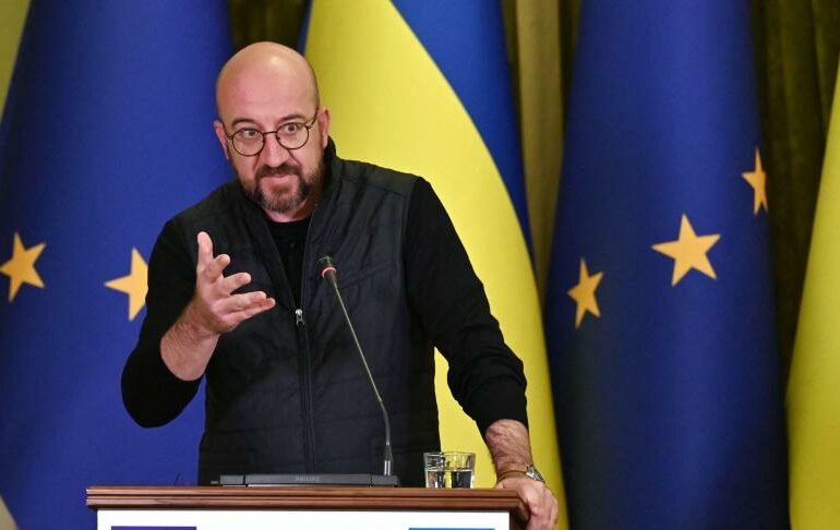 "Si l'Ukraine intègre les 27, l'Europe sera plus protégée, plus solide" - Charles Michel, président du Conseil européen (sans pouvoir décisionnel) et ancien premier ministre belge.