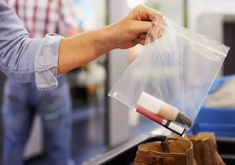 Le retour des 100 ml maximum dans les aéroports européens