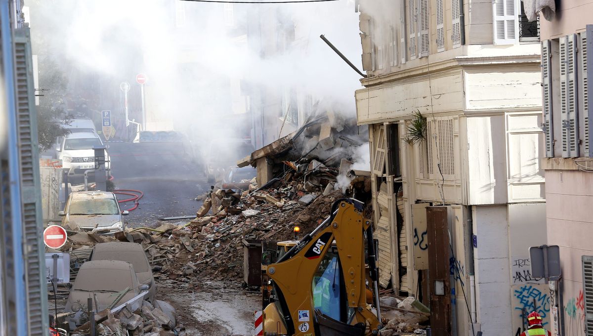« J’étais en train de regarder la télévision dans mon lit et j’ai entendu la déflagration. C’était vraiment un bruit de bombe » – Une témoin de l’effondrement de l’immeuble à Marseille samedi 08 avril 2023