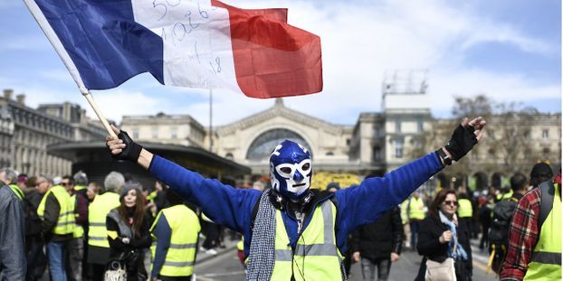 Loi anticasseurs censurée - Fin du Grand Débat - Toujours des Gilets Jaunes