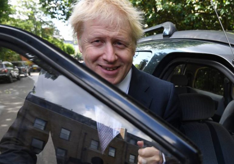 Boris Johnson poursuivi pour ses mensonges sur le Brexit