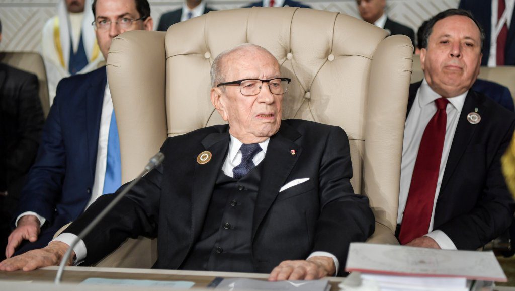 « Excusez-moi de ne pas être mort », sourit le Président tunisien.