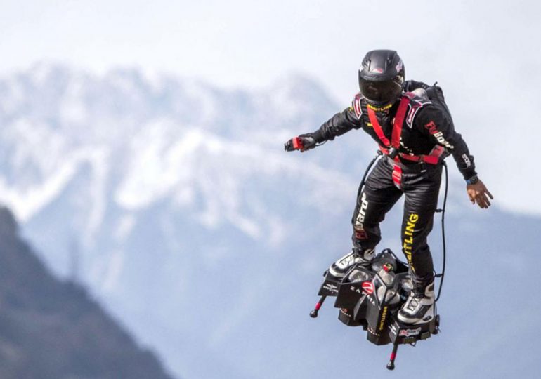 Zapata : le français qui vole - Vidéo de la traversée de la manche