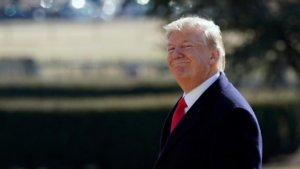 « L&rsquo;histoire se rappellera d&rsquo;une victoire à la Pyrrhus pour les républicains du Sénat, pour le parti républicain et pour le président Trump », Chuck Schumer Sénateur de New-York