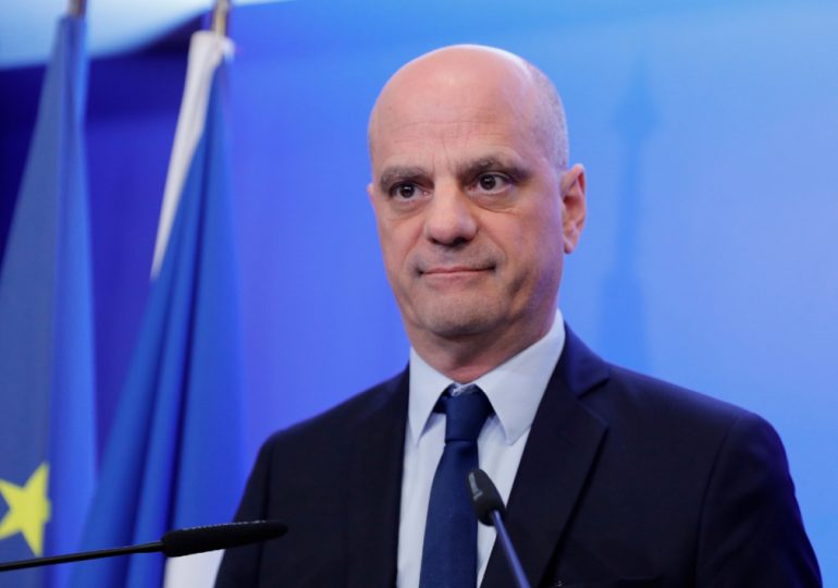 Coronavirus: Blanquer assure que "tous les lycéens auront réellement cours jusqu'au 4 juillet