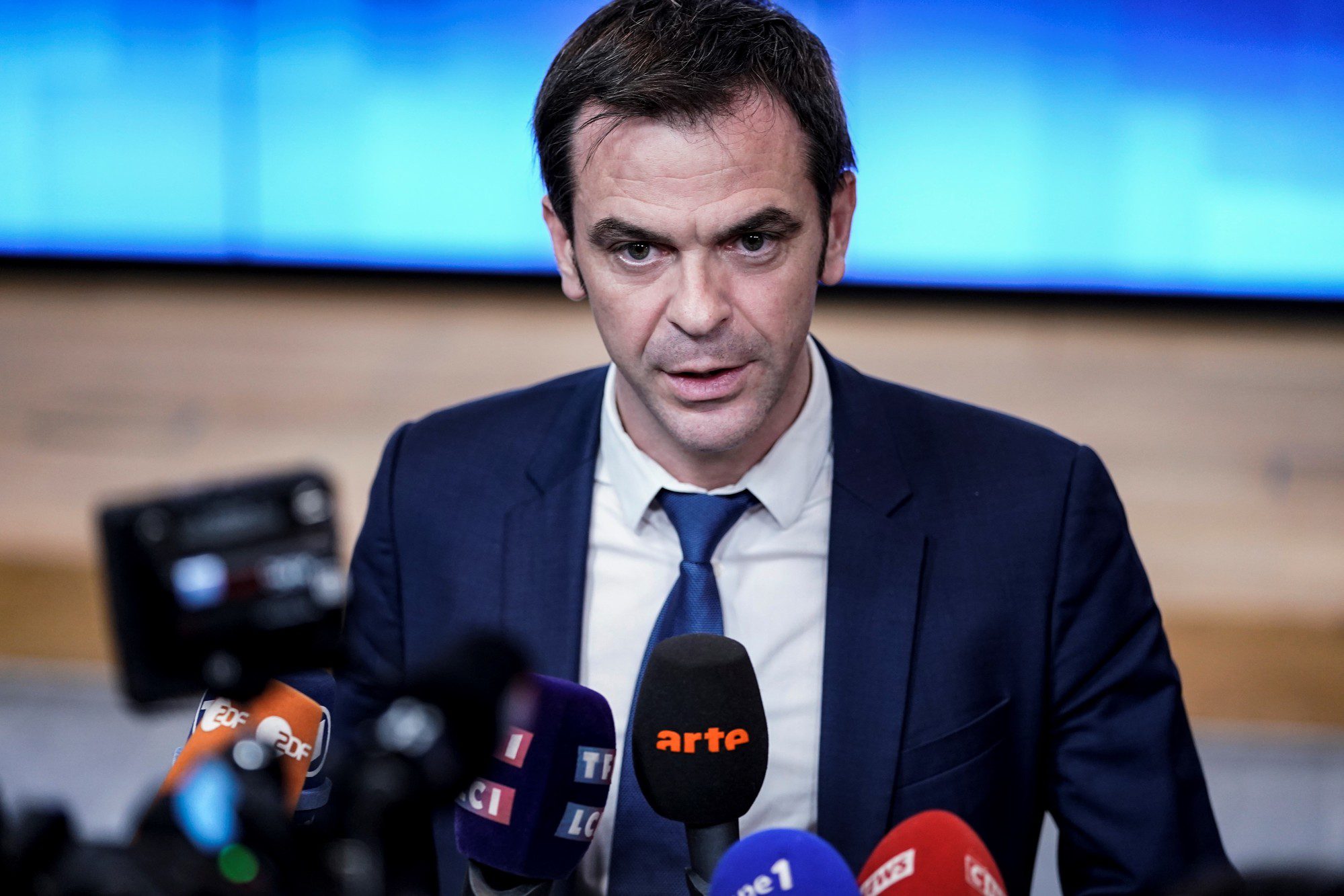 « On va devoir vivre avec le virus » Olivier Veran