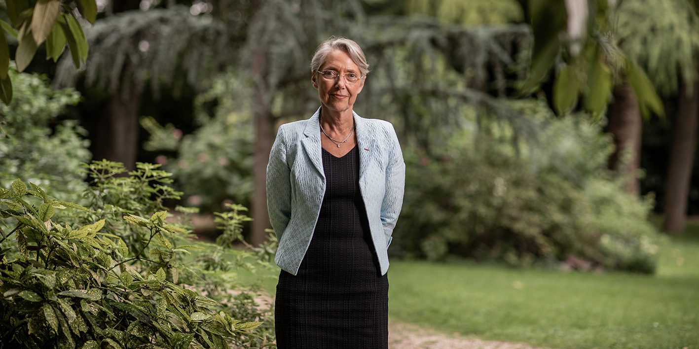 « Je suis favorable à tout ce qui peut permettre de mieux réprimer les atteintes à l’environnement. La proposition, on va le regarder attentivement, en plus ils demandent un référendum, ça permettra aussi aux Français de se prononcer », a réagi ce lundi Élisabeth Borne, invitée de BFMTV-RMC, sur le point précis de le délit d’écocide proposé par la convention citoyenne ce dimanche.