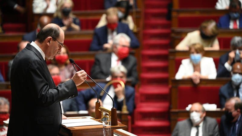 « Notre industrie s’est affaiblie. (…) Nous sommes aujourd’hui trop dépendants de nos partenaires extérieurs, et insuffisamment présents sur certains secteurs stratégiques », a expliqué le Premier ministre, Jean Castex, lors de son discours de politique général