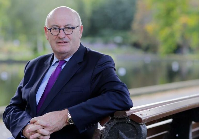 Démission du commissaire européen au Commerce Phil Hogan, emporté par un scandale lié au coronavirus