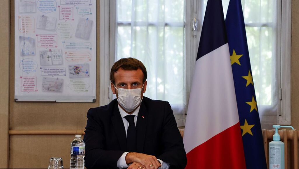 Macron réfute l’accusation de stigmatiser les Français musulmans.