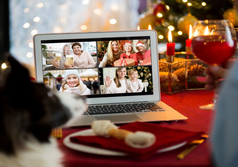 Comment garder le contact avec ses proches à Noël ?