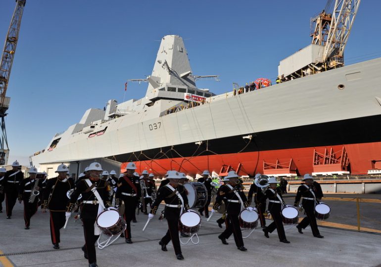 La Royal Navy veut redevenir la première marine d’Europe