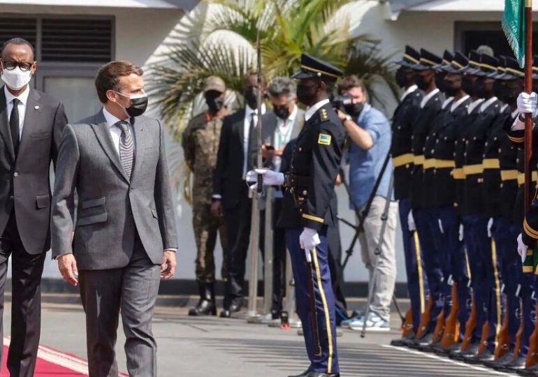 Macron au Rwanda : une visite historique