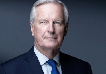 "La situation budgétaire du pays que je découvre est très grave. J'ai demandé tous les éléments pour en apprécier l'exacte réalité. Cette situation mérite mieux que des petites phrases. Elle exige de la responsabilité", affirme Michel Barnier dans une déclaration à l'AFP ce mercredi 18 septembre 2024.