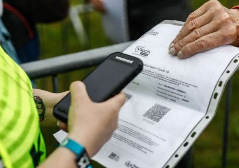 Le casse-tête des Français de l’étranger pour obtenir le Pass Sanitaire