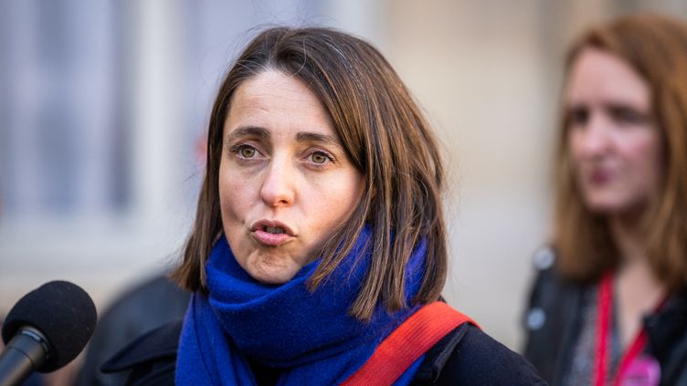 "C'est grâce à la mobilisation des salariés que nous gagnerons le vote à l'Assemblée nationale de cette loi d'abrogation qui pourra nous permettre d'entrevoir une porte de sortie de crise"- Sophie Binet, nouvelle secrétaire générale de la CGT évoquant le vote de la loi d'abrogation dont l'examen est prévu le 08 juin à l'Assemblée nationale