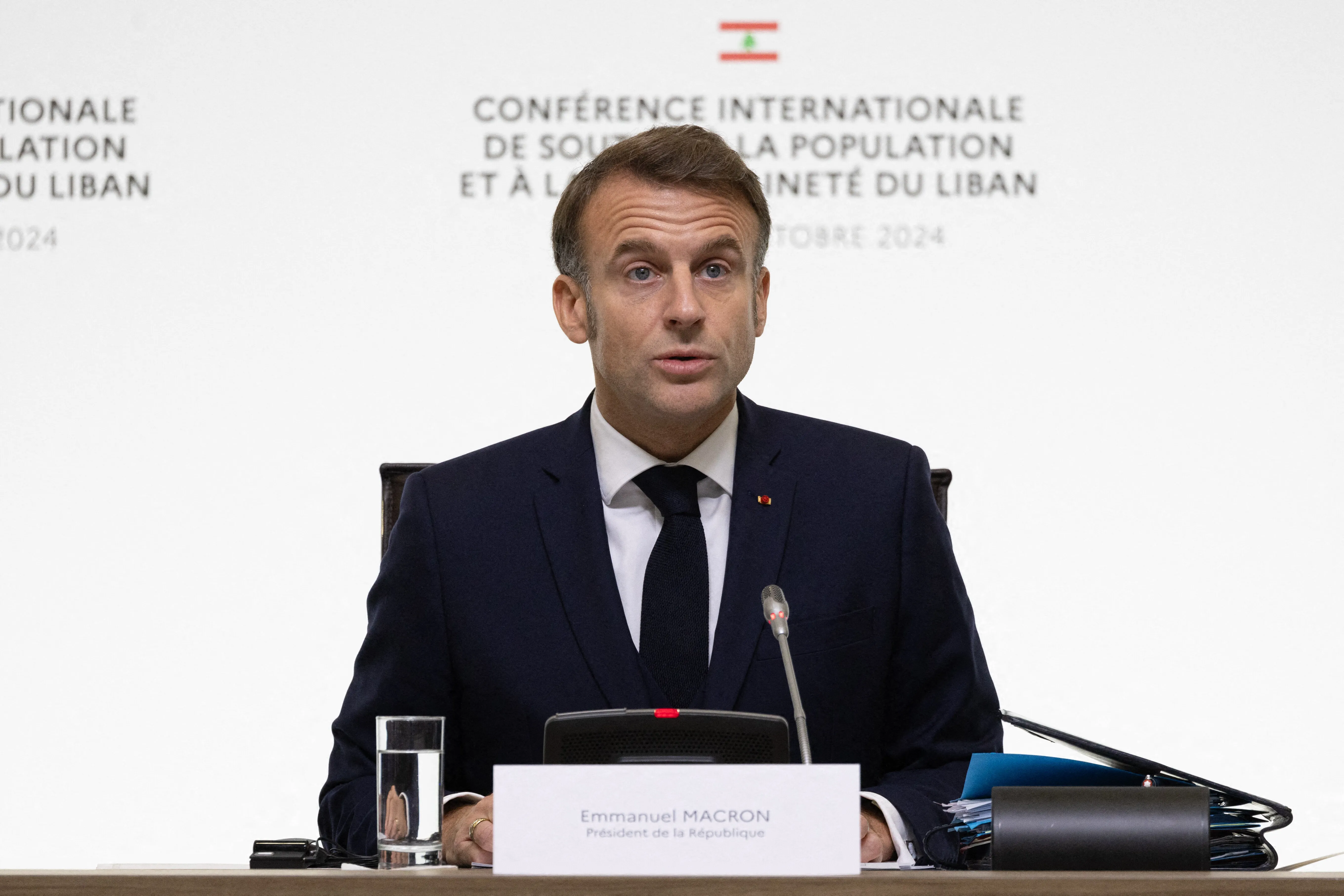 « Il faut à tout prix éviter que le déplacement des gens du Sud vers Beyrouth et d’autres régions du Liban ne crée de nouvelles divisions parmi les Libanais », a déclaré Emmanuel Macron lors de la conférence sur le Liban organisée à Paris ce 24 octobre 2024.