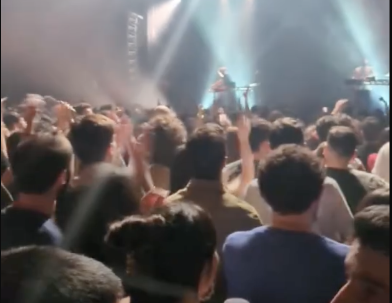 Patrick Jardin, père d’une victime du Bataclan, à propos de l’expression «Free Palestine» scandée dans la salle de concert parisienne ce week-end : «C’était bien prémédité. Ça m’inquiète. On n’aurait pas dû les laisser entrer avec des drapeaux palestiniens, surtout au Bataclan».
