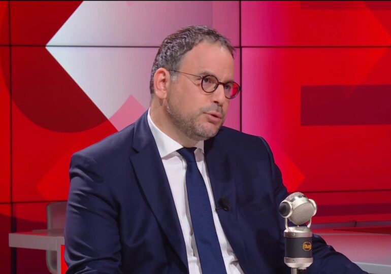 "On pourrait atteindre des niveaux de températures jamais mesurés en France, donc on est très préoccupés" - le ministre de la Santé Aurélien Rousseau sur BFMTV ce lundi 21 août 2023