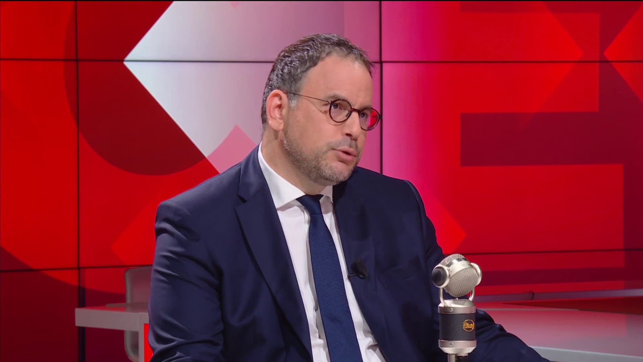 « On pourrait atteindre des niveaux de températures jamais mesurés en France, donc on est très préoccupés » – le ministre de la Santé Aurélien Rousseau sur BFMTV ce lundi 21 août 2023