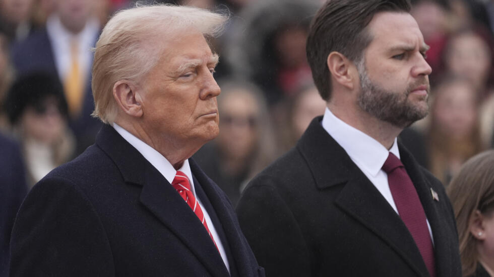 Donald Trump a déclaré ce lundi 20 janvier que « l’âge d’or des États-Unis commence aujourd’hui ». « À partir d’aujourd’hui, notre pays va prospérer et à nouveau être respecté aux quatre coins du monde », a-t-il ajouté.