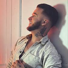 Alexis Large, l’autodidacte nomade de la chanson d’amour