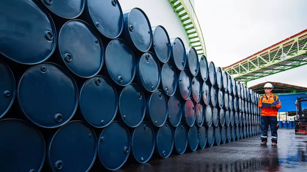 Le baril de brent est passé au-dessus des 110 dollars ce lundi