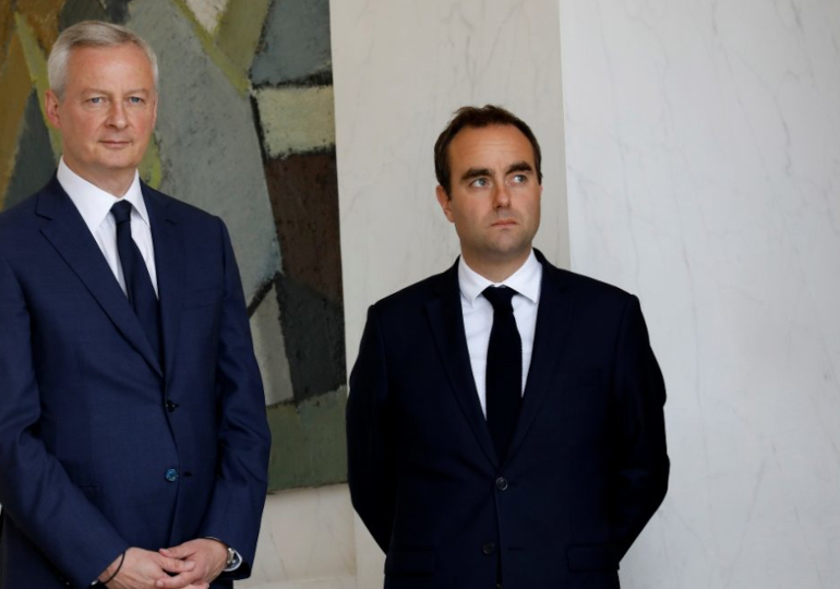 Bruno Le Maire (à gauche) et Sébastien Lecornu (à droite)