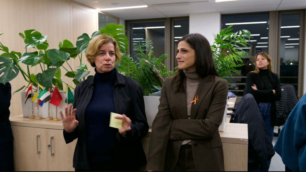 Visite de Mme la ministre Eléonore Caroit au siège de l'AEFE à St Ouen le 25 novembre 2025