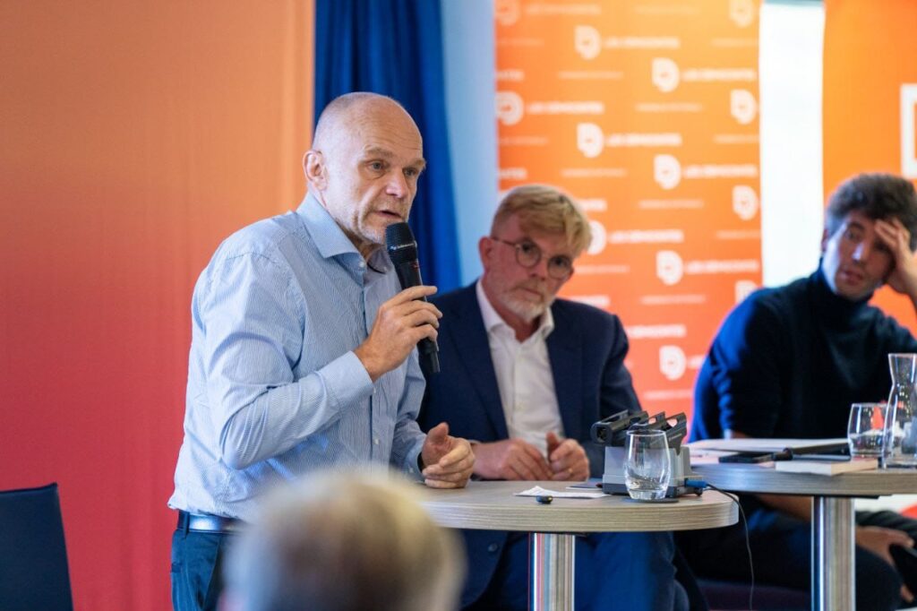 Frédéric Petit, député des Français de l'étranger, université d'été du MoDem