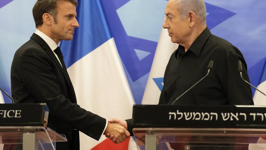 « Qu’un cessez-le-feu soit établi au plus vite » – Emmanuel Macron à Benjamin Netanyahu ce lundi lors d’une conversation téléphonique sur la situation au Liban.