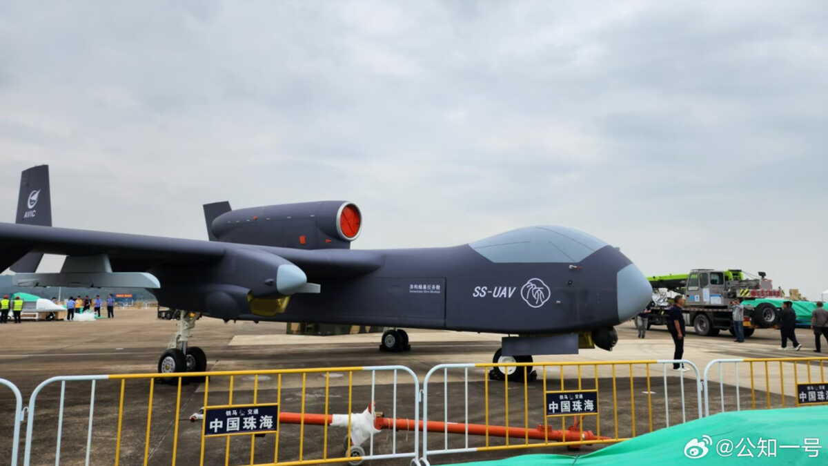le Jiu Tian, capable de lancer une armée de drones en vol et de les commander. ©AFP