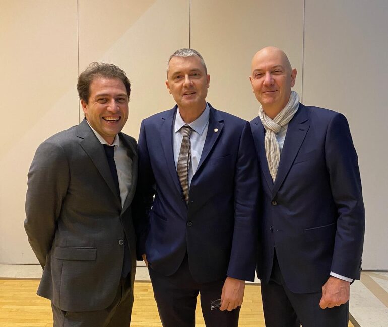 Loïc Le Gland, avec Christopher Weissberg, député de la 1ère circonscription des Français de l'étranger et Roland Lescure, Ministre de l'Economie
