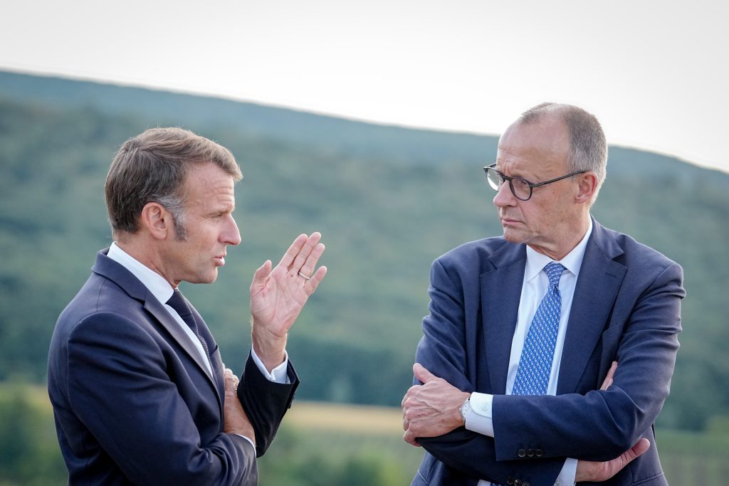Le président français Emmanuel Macron et le chancelier allemand Friedrich Merz