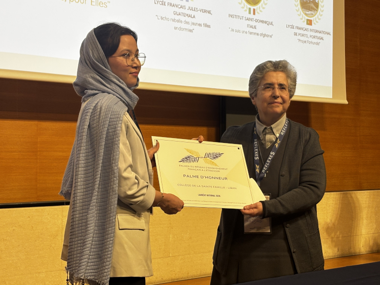 Marzia Amiri et Clémence Haddad, collège de la Sainte-Famille au Liban