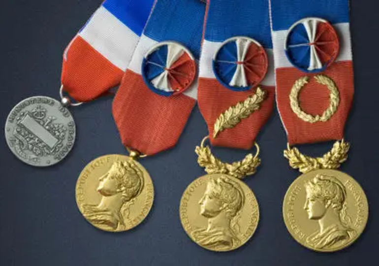 Français de l'étranger ? Vous pouvez aussi obtenir la médaille d'honneur du travail