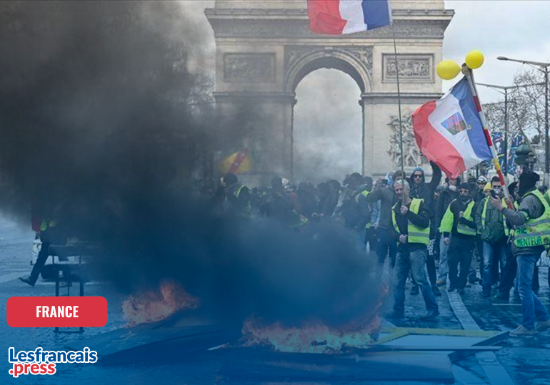 Pourquoi la crise politique française n'est pas (encore) une crise économique ?