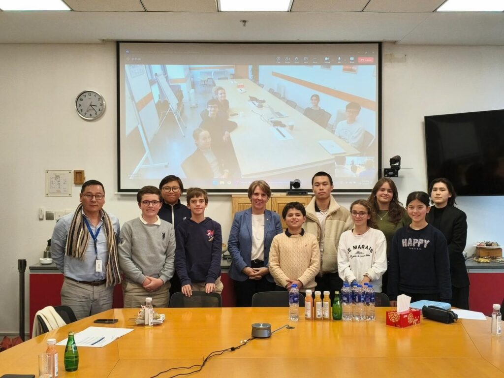 Samantha Cazebonne au Lycée Français de Shangai