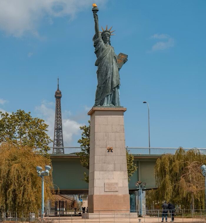La statue de liberté à Paris