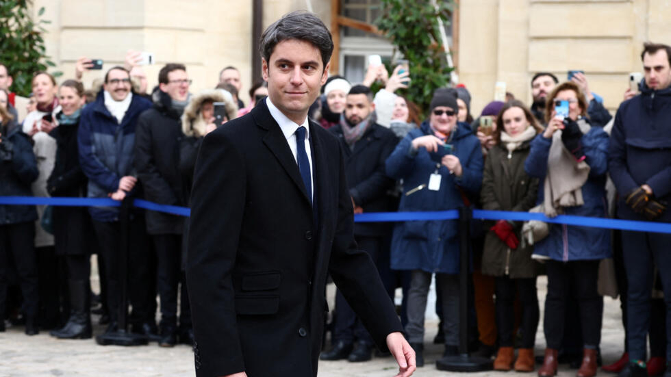 « Ces derniers mois, j’ai donné toute mon énergie dans le but de redonner espoir à cette génération, à ces parents, en œuvrant pour l’école de la République » – Gabriel Attal, Premier Ministre de la République française à sa prise de fonction sur le perron de Matignon.